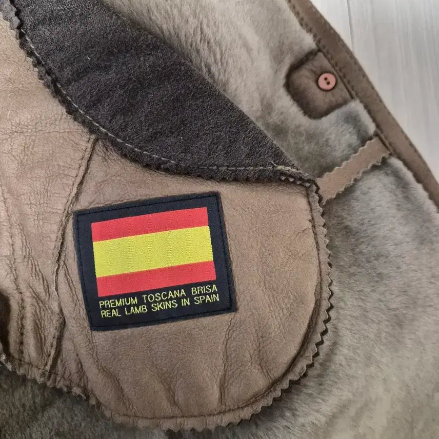 [SOLD OUT] ROBO(로보) 프리미엄 스페인 토스카나 천연 무스탕 (풀스킨)