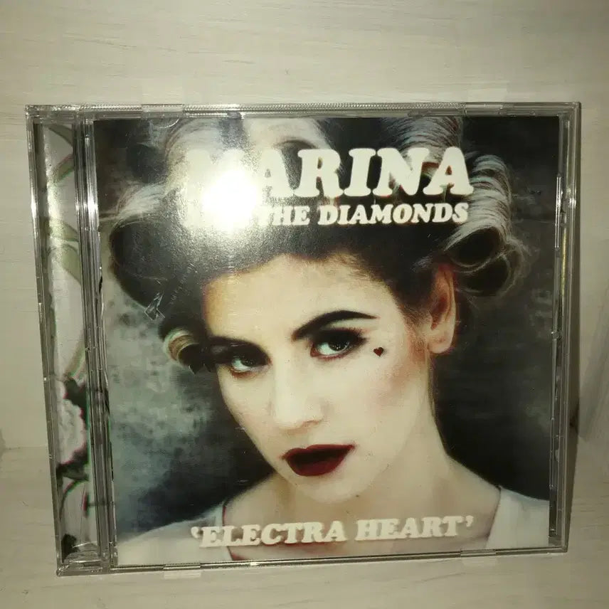 [BUNJANG] Marina and The Diamonds Electra Heart CD / 마리나 앤 더 다이아몬즈 Electra Heart CD 씨디