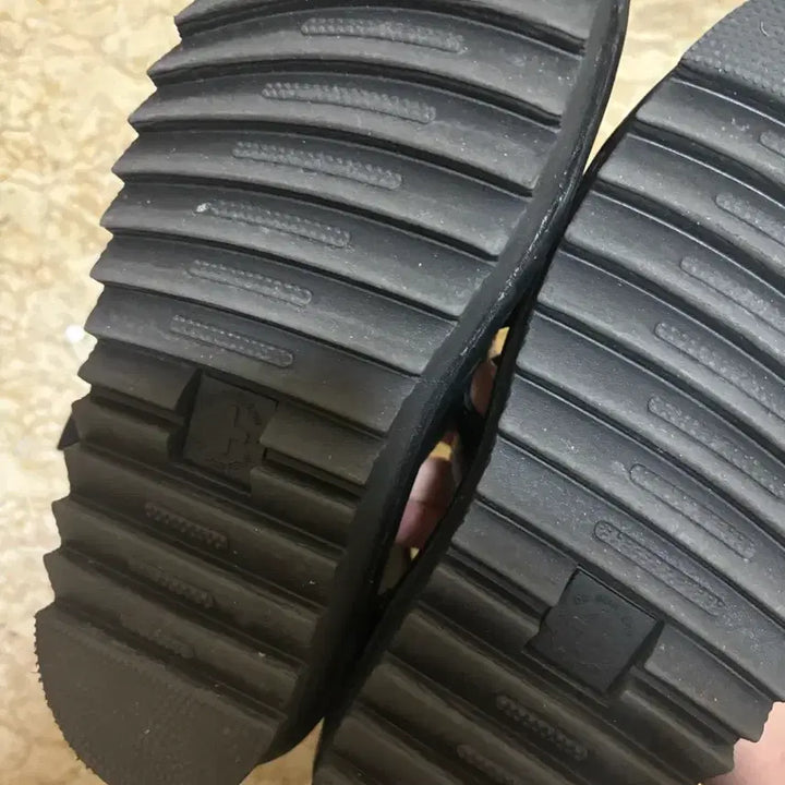 [BUNJANG] Dr. Martens Blair 230 / 닥터마틴 블레어 230