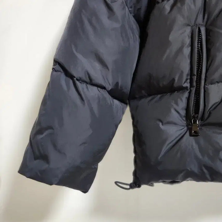 [SOLD OUT] 언유즈드 다운 패딩