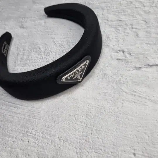 [BUNJANG] Saffiano Re-Nylon Headband / [새상품] 사피아노 리나일론 헤드밴드 헤어밴드 머리띠