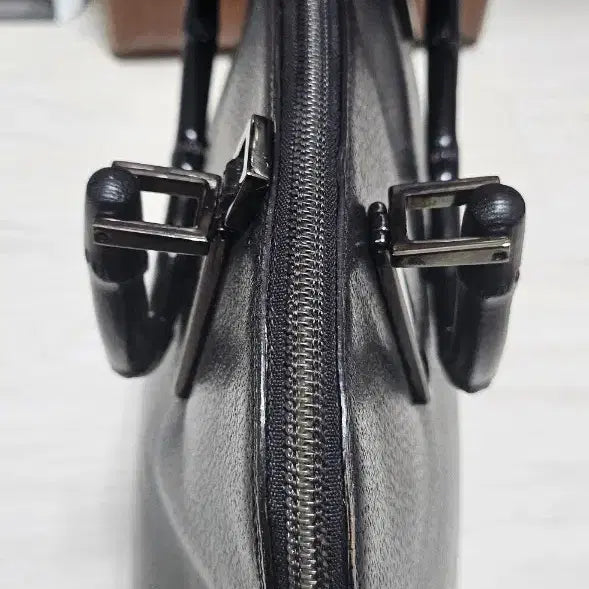 [BUNJANG] Gucci Bamboo Handle Tote Bag / 정품) 구찌 블랙 뱀부 핸들 토트백 판매합니다