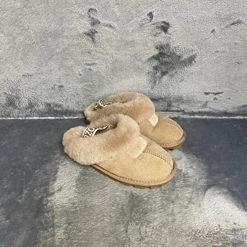[BUNJANG] UGG Sandals 235 / 어그 샌들 235