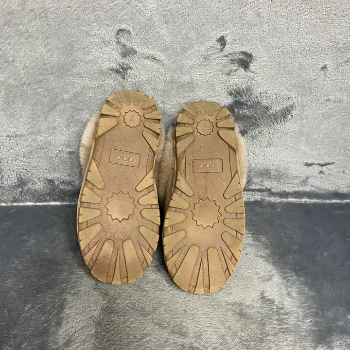 [BUNJANG] UGG Sandals 235 / 어그 샌들 235