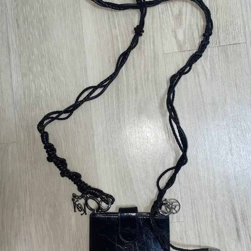 [BUNJANG] Kiss of Life Sumin Wallet Black / 키시닝지갑블랙