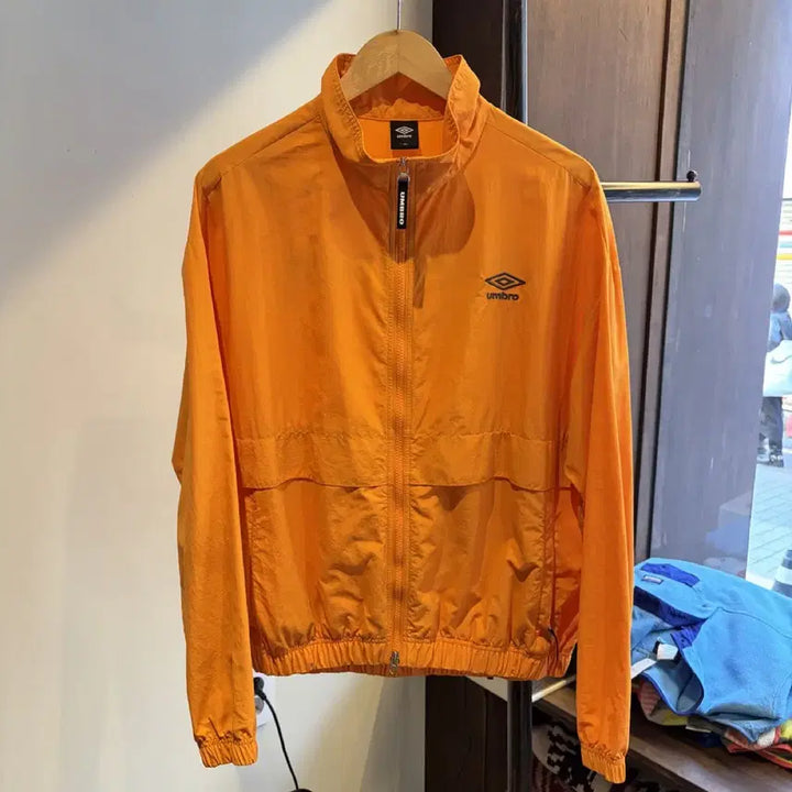 [BUNJANG] Umbro Windbreaker Jacket / 16102 - 엄브로 바람막이 자켓