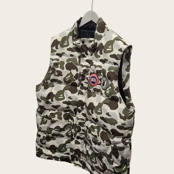 [BUNJANG] Canada Goose x BAPE Grey Freestyle Camo Vest 2XL / [2XL] 캐나다구스 x 베이프 그레이 프리스타일 카모 베스트 조끼