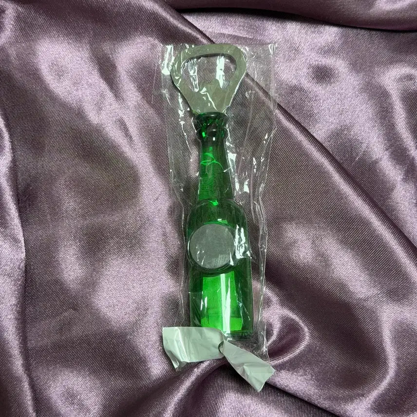 [BUNJANG] Moon So-ri Bottle Opener / 영화 여배우는 오늘도 병따개 문소리