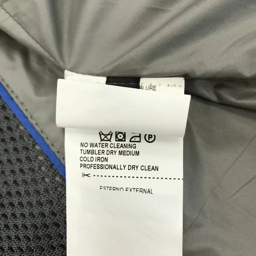 [BUNJANG] Trussardi Italian Poly-Shell Bomber Jacket / 트루사르디 이태리 폴리쉘 봄버자켓 [50]