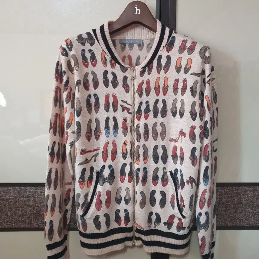 [BUNJANG] Rene & McCoy Shoe Pattern Zip-Up Cardigan / 르니 엔 맥코이 신발 패턴 집업 가디건