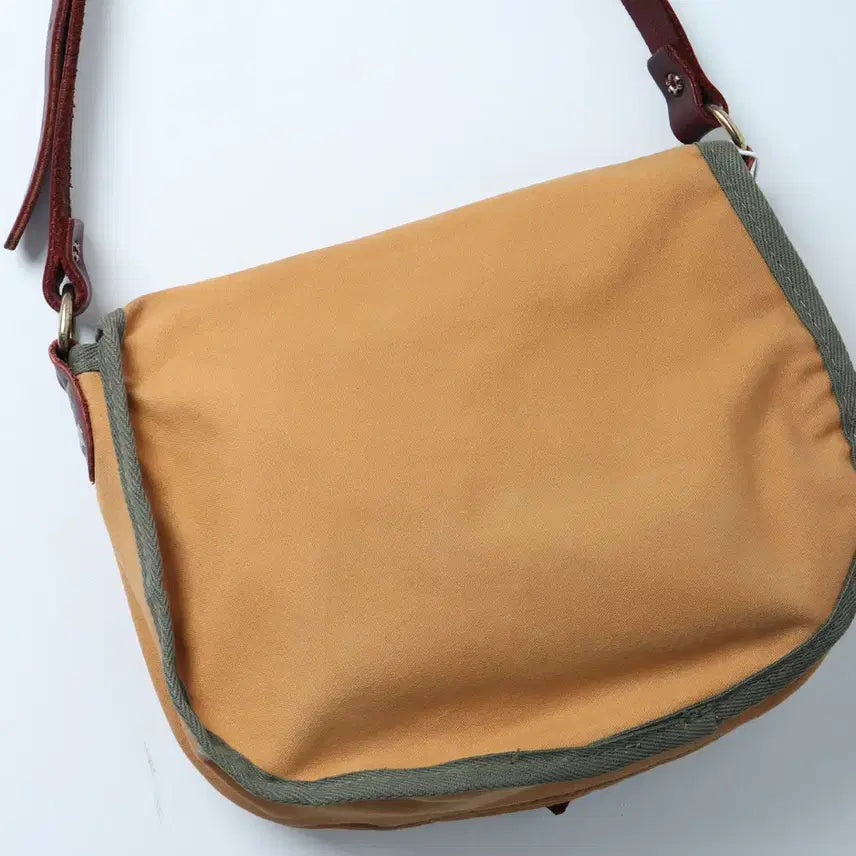 [BUNJANG] SOUTH2 WEST8 Sunforger Binocular Bag / SOUTH2 WEST8 Sunforger Binocular Bag