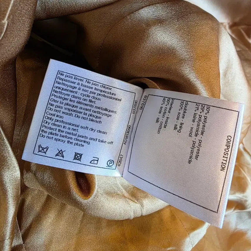 [BUNJANG] Chanel Pre-Fall Tweed Jacket / (정품/새상품) 샤넬 프리폴 컬렉션 트위드 자켓 / 명품감정서 첨부