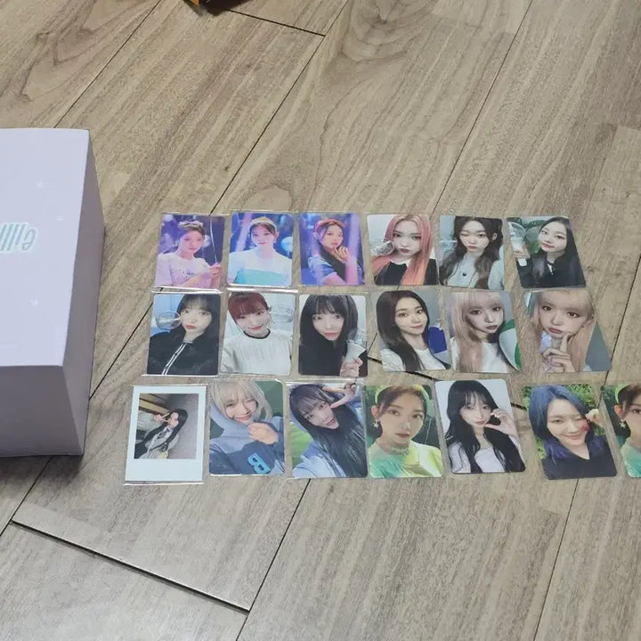 [BUNJANG] Billlie Moon Sua Light Stick Photocard Included / 빌리 billlie 응원봉 포카포함봉 문수아 츠키