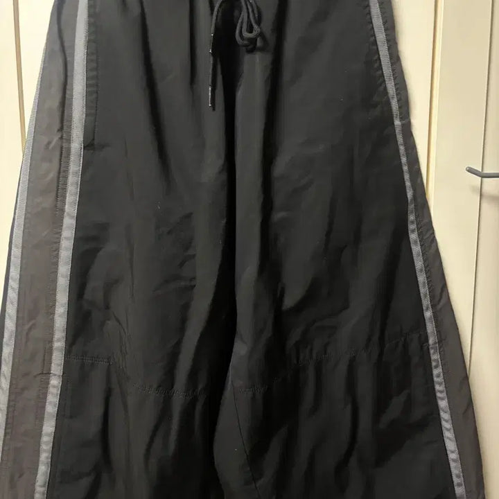 [BUNJANG] Polytelu Used Track Pants Black / 폴리테루 유즈드 트랙 팬츠 블랙 [2]