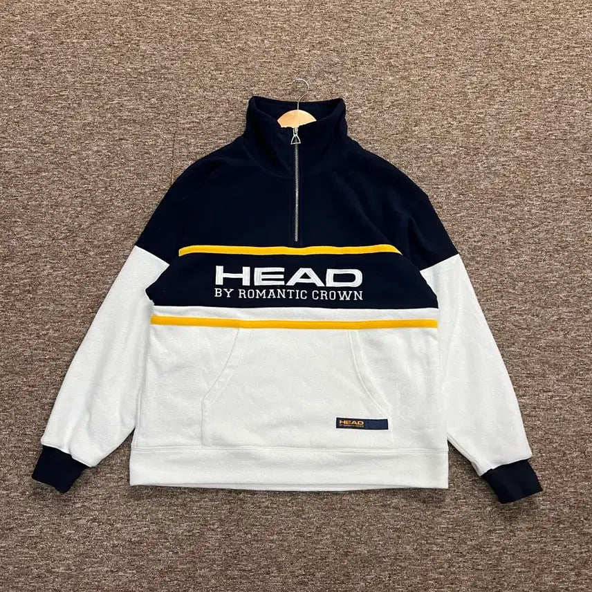 [SOLD OUT] HEAD x 로맨틱크라운 반집업 풀오버 M