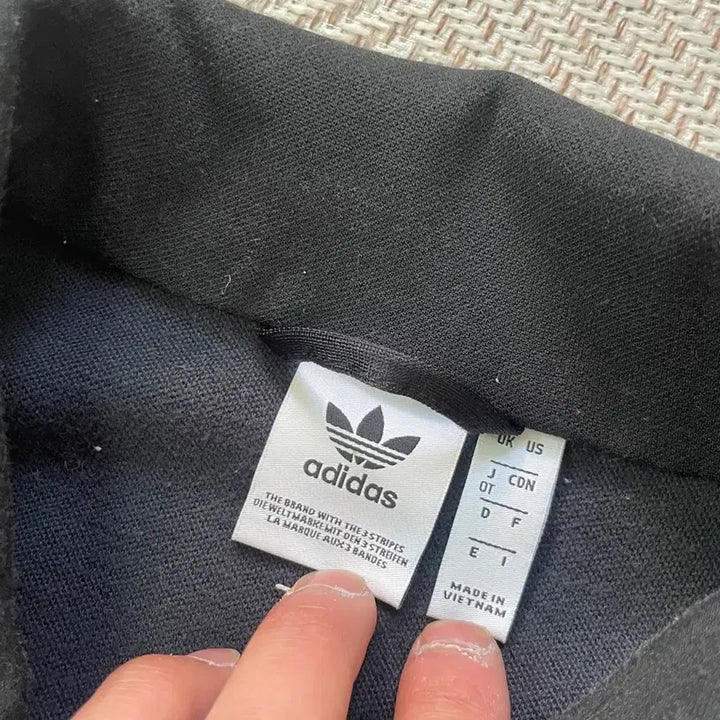 [BUNJANG] Adidas Originals Track Jacket J03993 / 아디다스 오리지널 트랙자켓  J03993