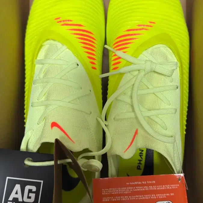 [BUNJANG] Nike Phantom 6 Low Pro AG Football Boots - Size 285 / 나이키 팬텀 6 로우 프로 AG 285 새생품