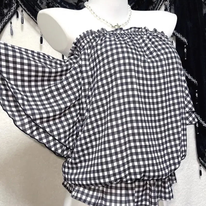 [BUNJANG] Ingni Romantic Gyaru Check Off-shoulder Blouse / 잉그니 ingni 로맨틱갸루 체크 오프숄더 블라우스 로걀탑 튜닉 러블리