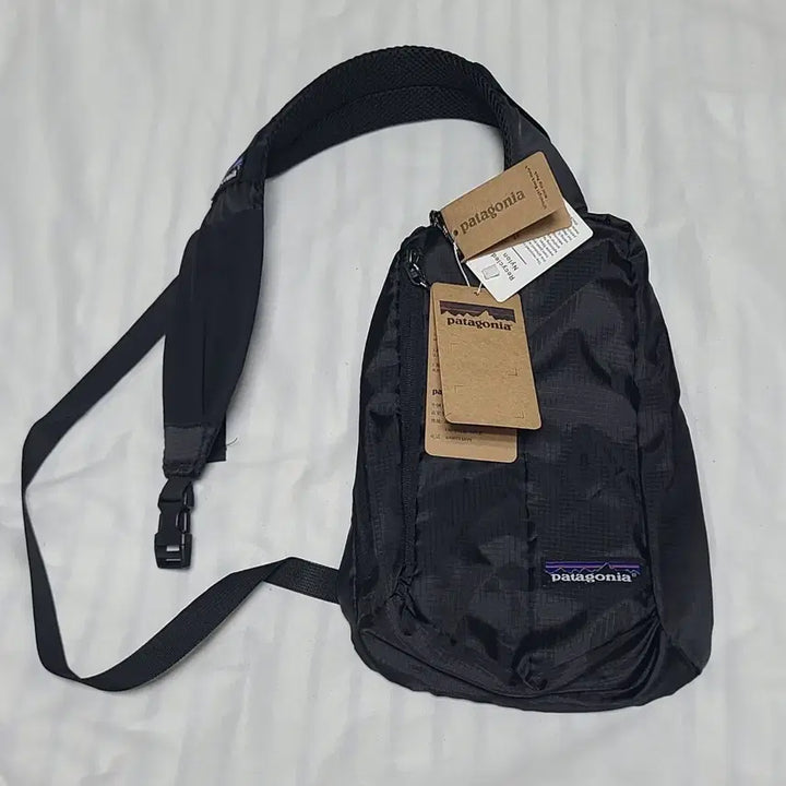 [BUNJANG] Patagonia Black Sling Bag / 파타고니아 크로스백  슬링백 가방 블랙 ( 새상품 )