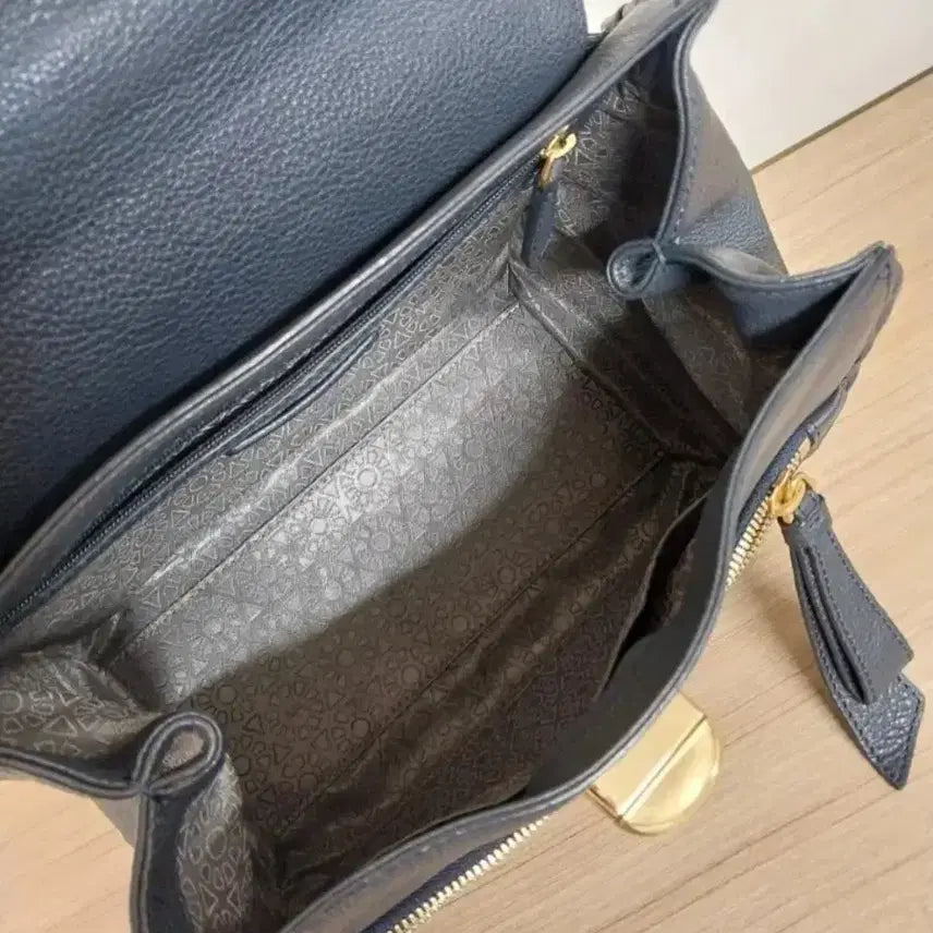 [BUNJANG] Nina Ricci Medium Leather Tote Bag / 여성 니나리치 소가죽 미듐 토트백, 가방