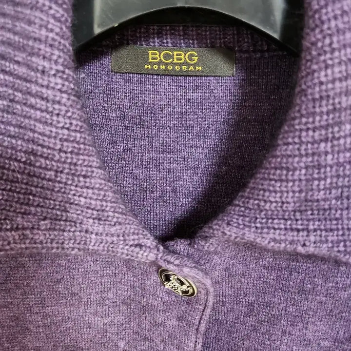 [SOLD OUT] BCBG MONOGRAM 울 퍼플 니트 가디건 22년상품