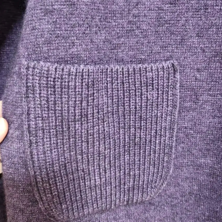 [SOLD OUT] BCBG MONOGRAM 울 퍼플 니트 가디건 22년상품