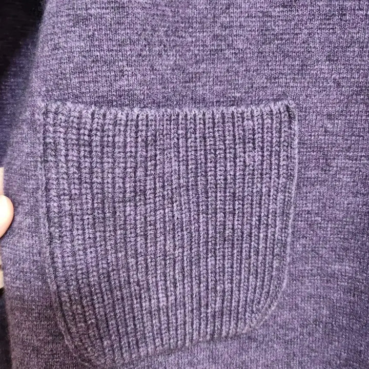 [SOLD OUT] BCBG MONOGRAM 울 퍼플 니트 가디건 22년상품