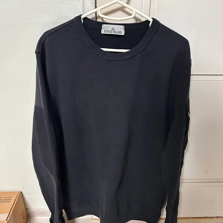 [BUNJANG] Stone Man-to-Man / 스톤 맨투맨