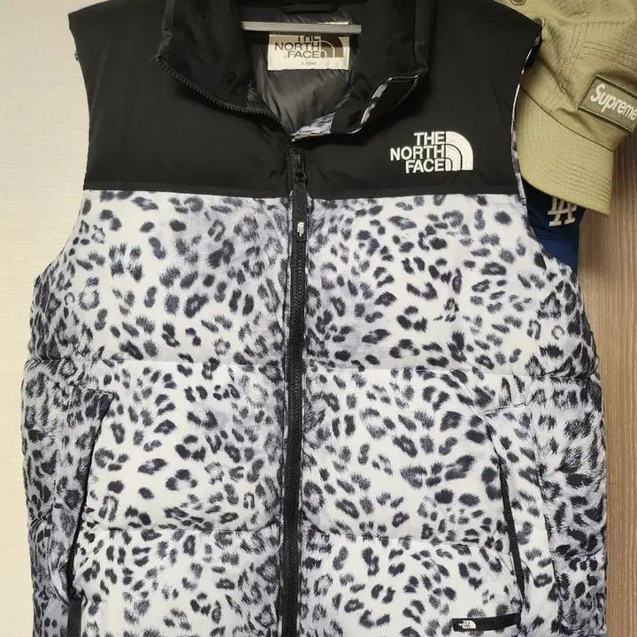 [BUNJANG] No Brand Leopard Nuptse Vest / 노스페이스 눕시 레오파드 패딩 조끼