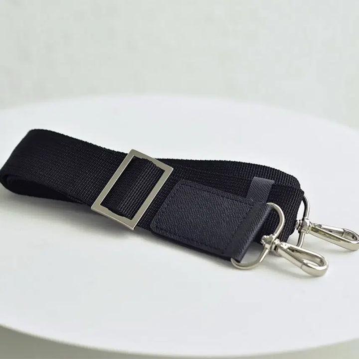 [BUNJANG] Saffiano Leather Messenger Bag / 사피아노 소가죽 메신저백 가방 미개봉 새상품