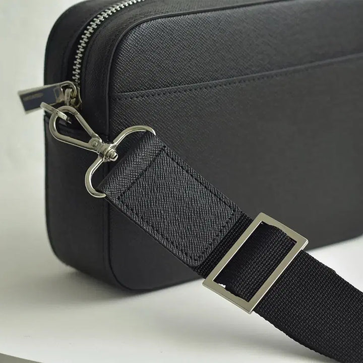 [BUNJANG] Saffiano Leather Messenger Bag / 사피아노 소가죽 메신저백 가방 미개봉 새상품