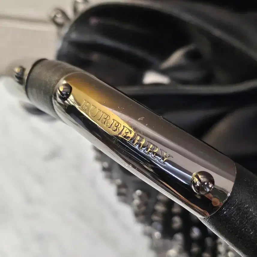 [BUNJANG] Burberry Prosum Studded Leather Hobo Bag / 버버리 프로섬 스터드 레더 호보백