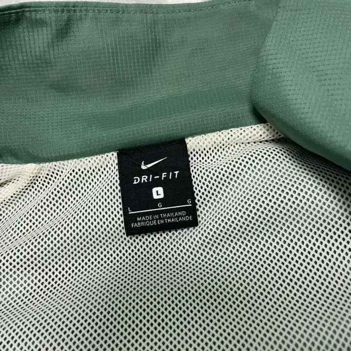 [SOLD OUT] 나이키 바람막이