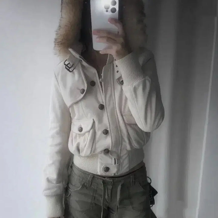 [BUNJANG] Y2k Ivory Faux Fur Hooded Jacket / Y2k 아이보리 퍼 후드 점퍼