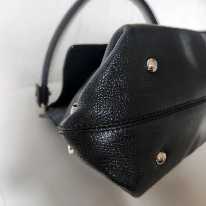 [BUNJANG] Ferragamo Gancini Olivia Silver-Tone Handbag / 페레가모 간치니 은장 올리비아