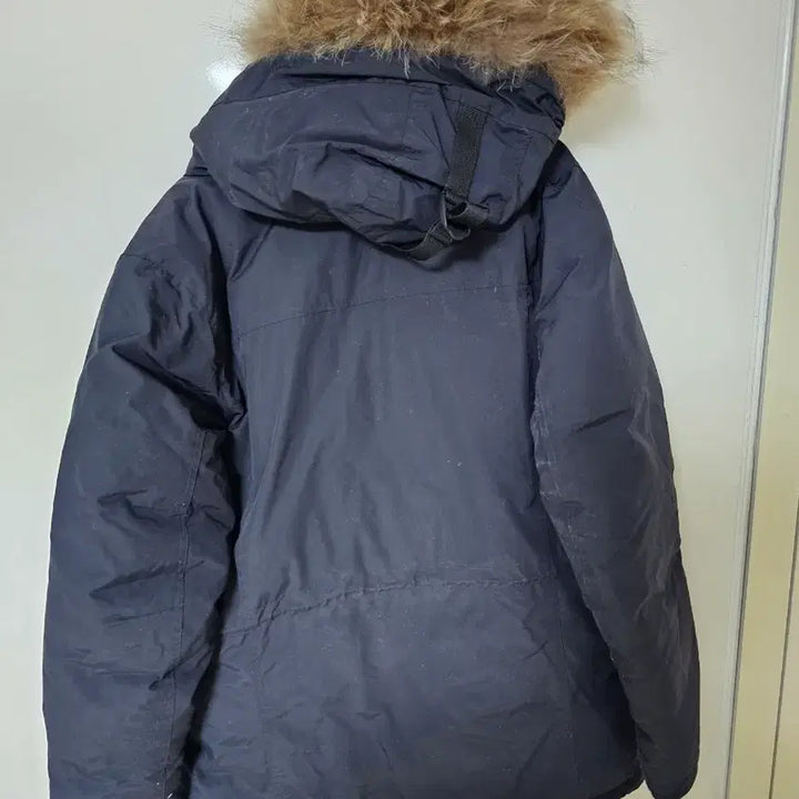 [BUNJANG] Beanpole Duck Down Black Padded Jacket / 빈폴  덕다운 블랙 패딩 점퍼 후드털 장식 m