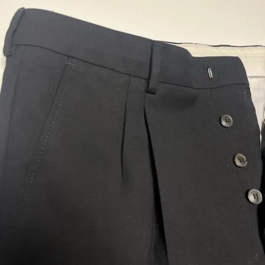[BUNJANG] AMI Virgin Wool Carrot Fit Black Slacks / [40/32] 아미 버진울 캐롯핏 블랙 슬랙스 32