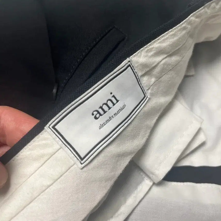 [BUNJANG] AMI Virgin Wool Carrot Fit Black Slacks / [40/32] 아미 버진울 캐롯핏 블랙 슬랙스 32