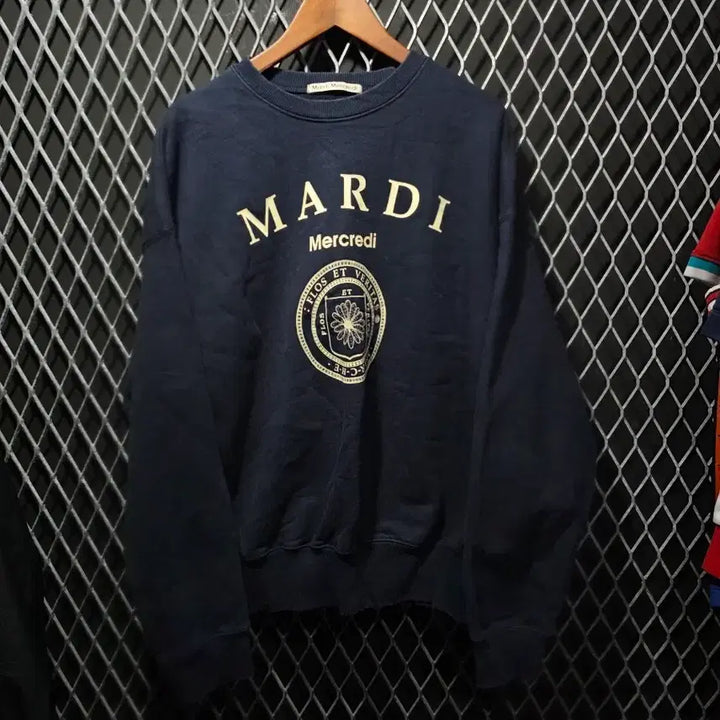 [BUNJANG] Mardi Mercredi Sweatshirt (Free Size) / 마르디메르크디 맨투맨 free