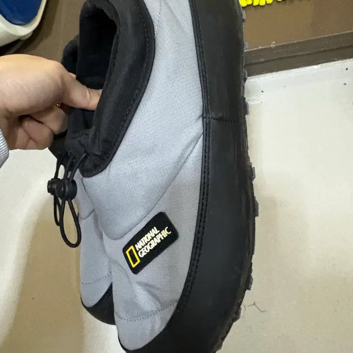 [SOLD OUT] 네셔널지오그래픽 패딩화 270
