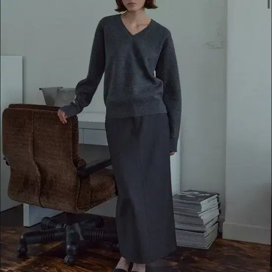 [BUNJANG] Ramele Maxi H-Line Skirt Charcoal / 라메레이 맥시 에이치라인 스커트 차콜 Maxi H-line Skirt