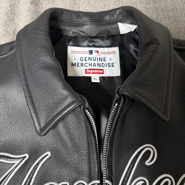 [BUNJANG] Supreme New York Yankees Varsity Jacket / 슈프림 뉴욕 양키스 간지 레더 바시티  XL팝니다