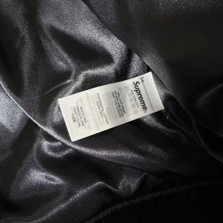 [BUNJANG] Supreme New York Yankees Varsity Jacket / 슈프림 뉴욕 양키스 간지 레더 바시티  XL팝니다