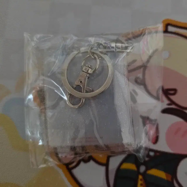 [BUNJANG] TXT minisode 3: TOMORROW Pop-Up Mini Photo Book Keyring / [미개봉] txt 투모로우바이투게더 투바투 팝업 미니 포토북 키링