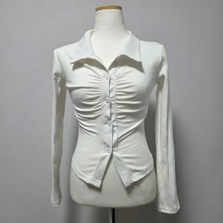 [BUNJANG] White Shirred Glam Long Sleeve Blouse / 화이트 셔링 글램 긴팔 볼륨 굴림 블라우스