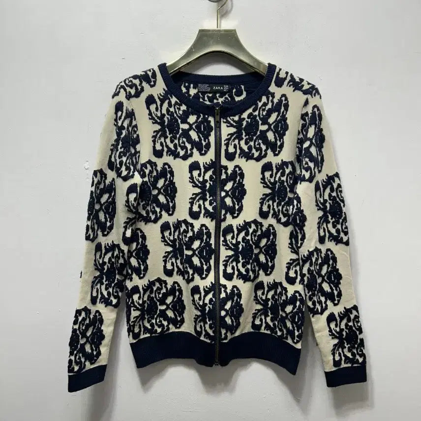 [SOLD OUT] 자라 플라워 패턴 집업 가디건 S
