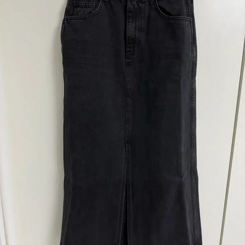 [BUNJANG] Facade Pattern Classic Denim Skirt / 파사드패턴 클래식 데님 스커트