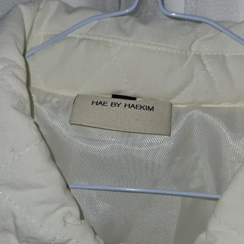 [BUNJANG] Hae by HaeKim Quilted Jacket Ivory / 해바이해킴 퀼팅 자켓 아이보리