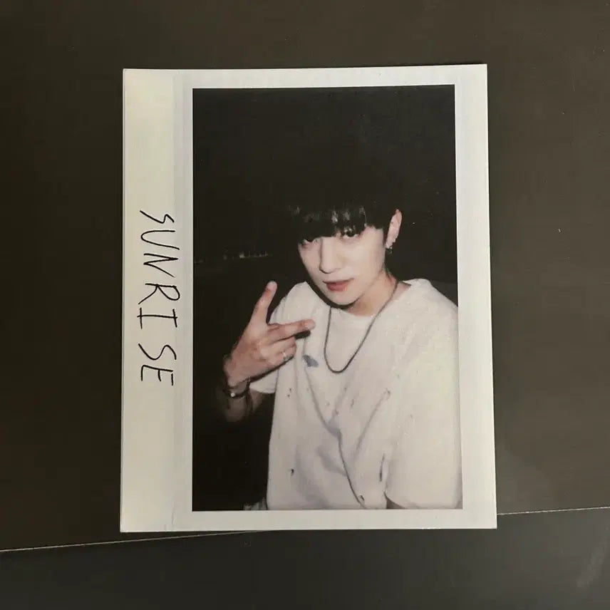 데이식스 선라이즈 성진 폴라 폴라로이드