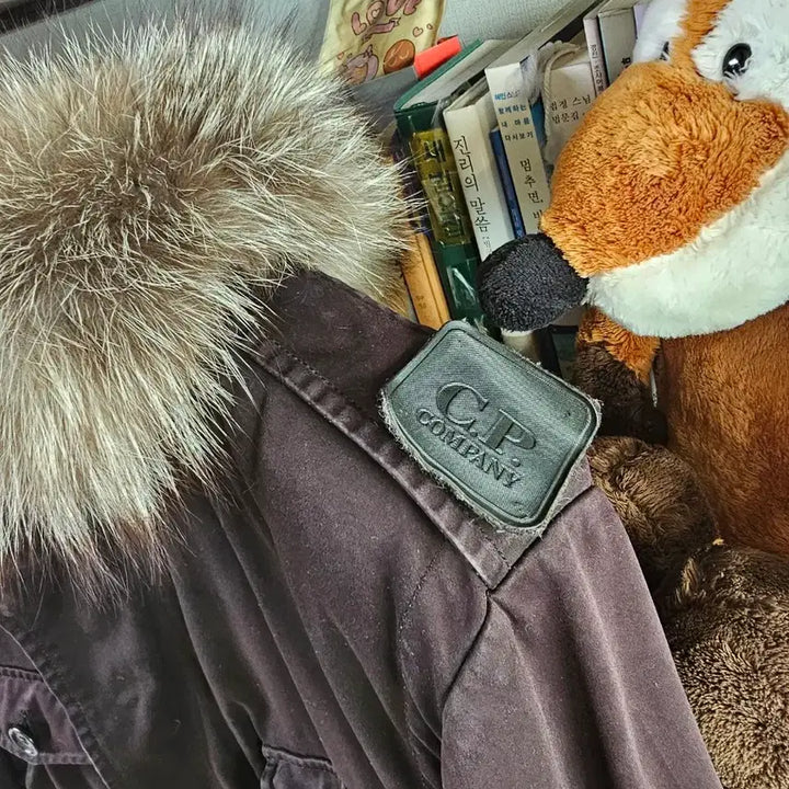 [BUNJANG] C.P. Company Archive Fur Hooded Jacket / 못구하는 아카이브 cp 씨피 C.P. Company 야상 퍼 후드 자켓